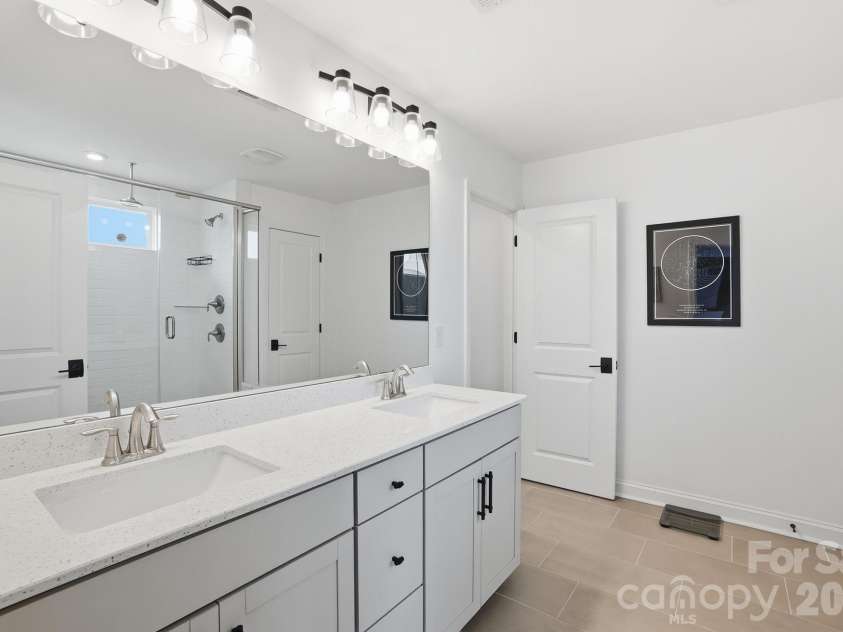 11016 Larkslea Lane, Charlotte, NC 28278.  MLS# CAR4412060, YatesRealty ID 5832. 