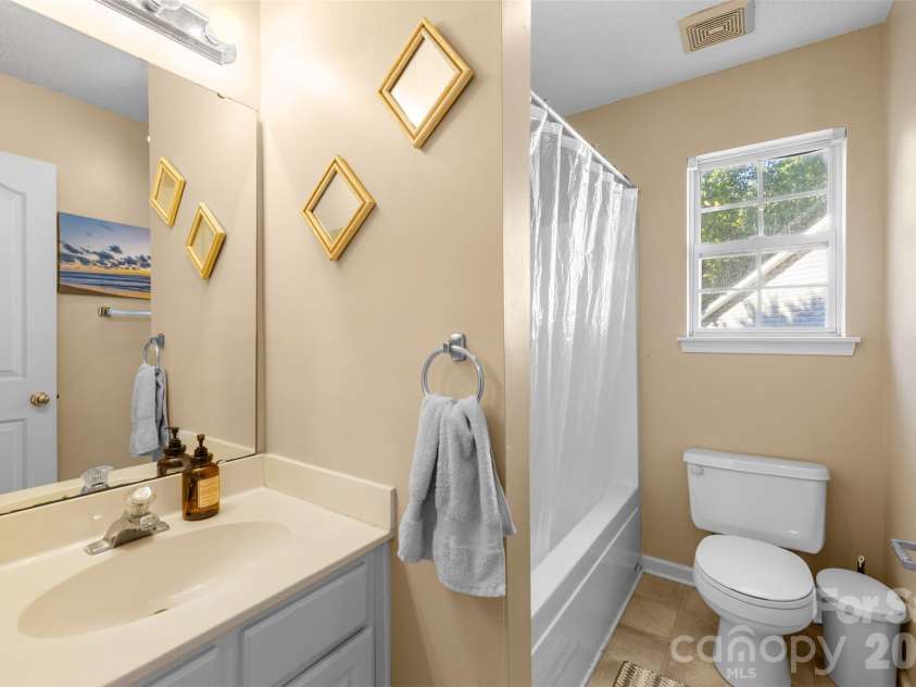 9803 Steed Court, Charlotte, NC 28269.  MLS# CAR4437221, YatesRealty ID 58322. 
