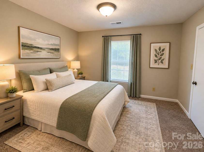 1620 Lynford Drive, Charlotte, NC 28215.  MLS# CAR4437273, YatesRealty ID 58324. 