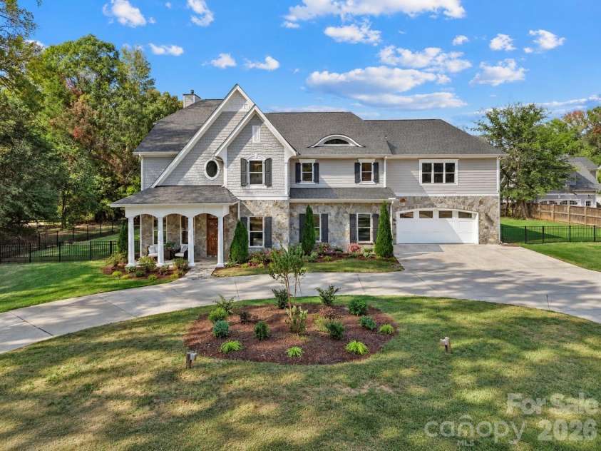 3416 Little Hope Road, Charlotte, NC 28209.  MLS# CAR4432413, YatesRealty ID 58327. 
