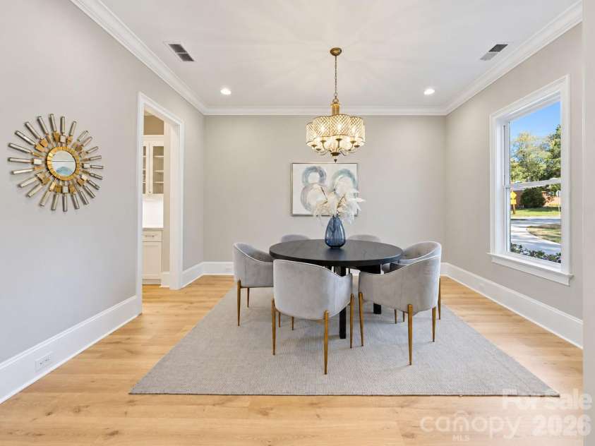 3416 Little Hope Road, Charlotte, NC 28209.  MLS# CAR4432413, YatesRealty ID 58327. 