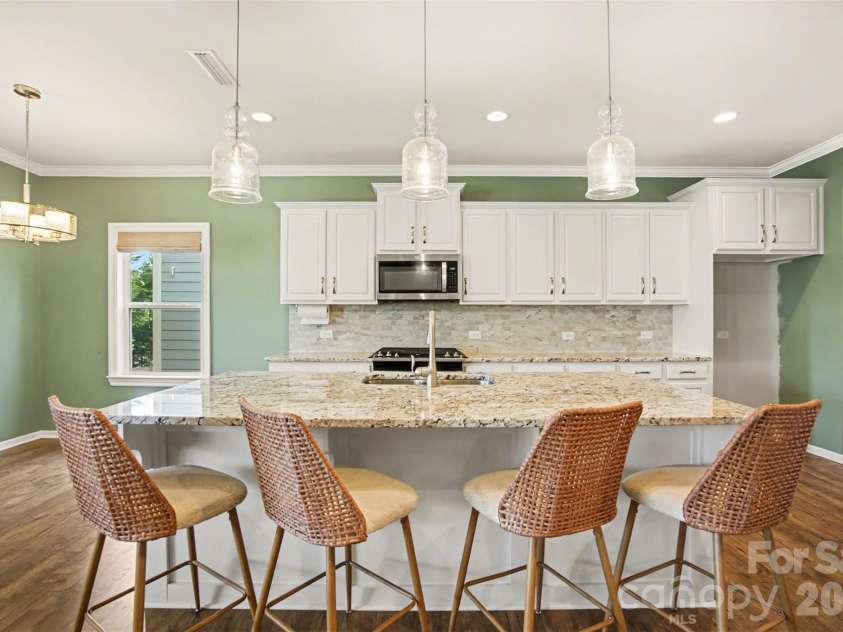 2013 Fuschia Court, Tega Cay, SC 29708.  MLS# CAR4342253, YatesRealty ID 5833. Kitchen island