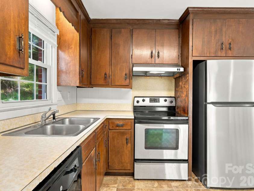 1140 Upper Palmer Road, Salisbury, NC 28146.  MLS# CAR4426041, YatesRealty ID 58332. 