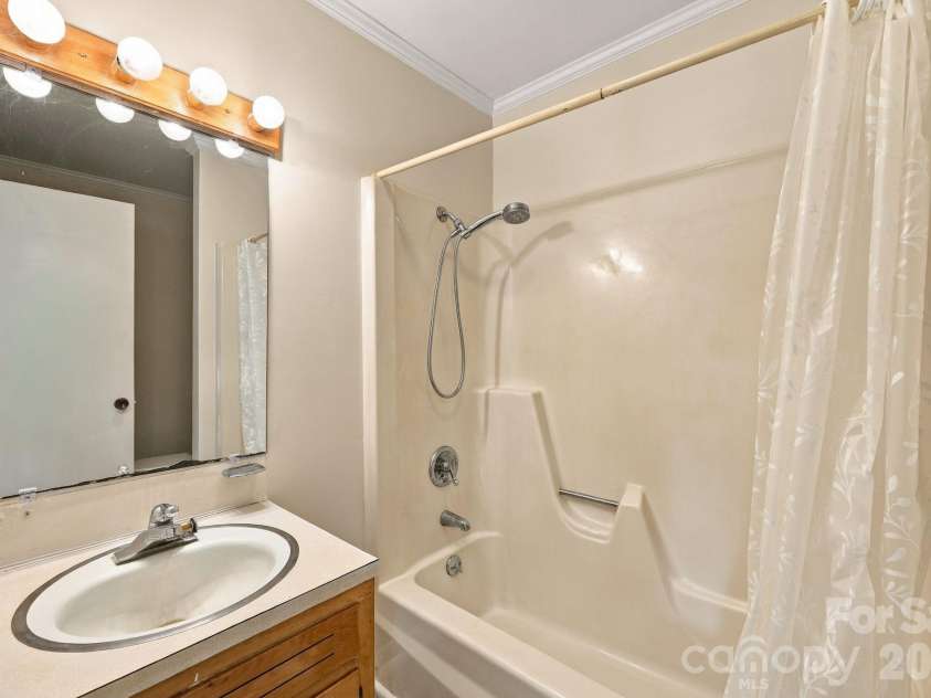 1140 Upper Palmer Road, Salisbury, NC 28146.  MLS# CAR4426041, YatesRealty ID 58332. 