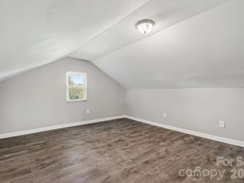 38 Pine Street, Great Falls, SC 29055.  MLS# CAR4436068, YatesRealty ID 58336. 