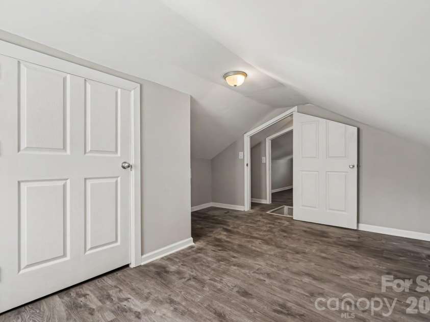 38 Pine Street, Great Falls, SC 29055.  MLS# CAR4436068, YatesRealty ID 58336. 