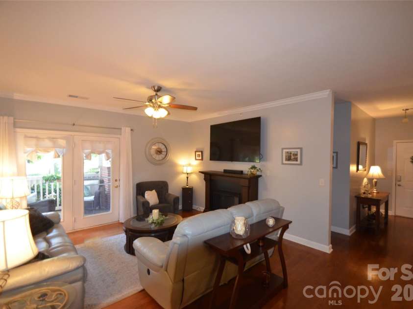 19759 Deer Valley Drive, Cornelius, NC 28031.  MLS# CAR4437455, YatesRealty ID 58343. 