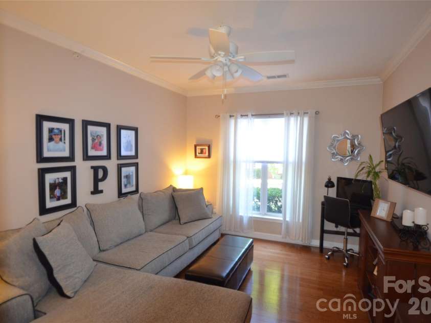 19759 Deer Valley Drive, Cornelius, NC 28031.  MLS# CAR4437455, YatesRealty ID 58343. 