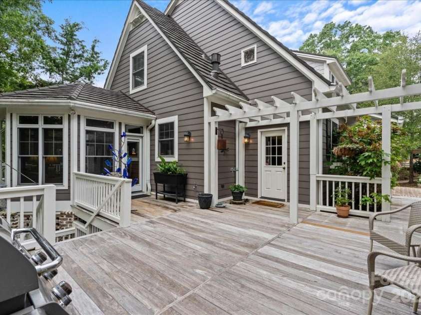 2884 Lake Road, Ridgeway, SC 29130.  MLS# CAR4121250, YatesRealty ID 5835. 2884 Lake Road