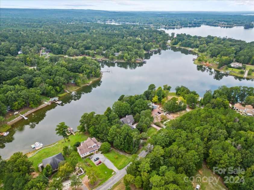 2884 Lake Road, Ridgeway, SC 29130.  MLS# CAR4121250, YatesRealty ID 5835. 2884 Lake Road