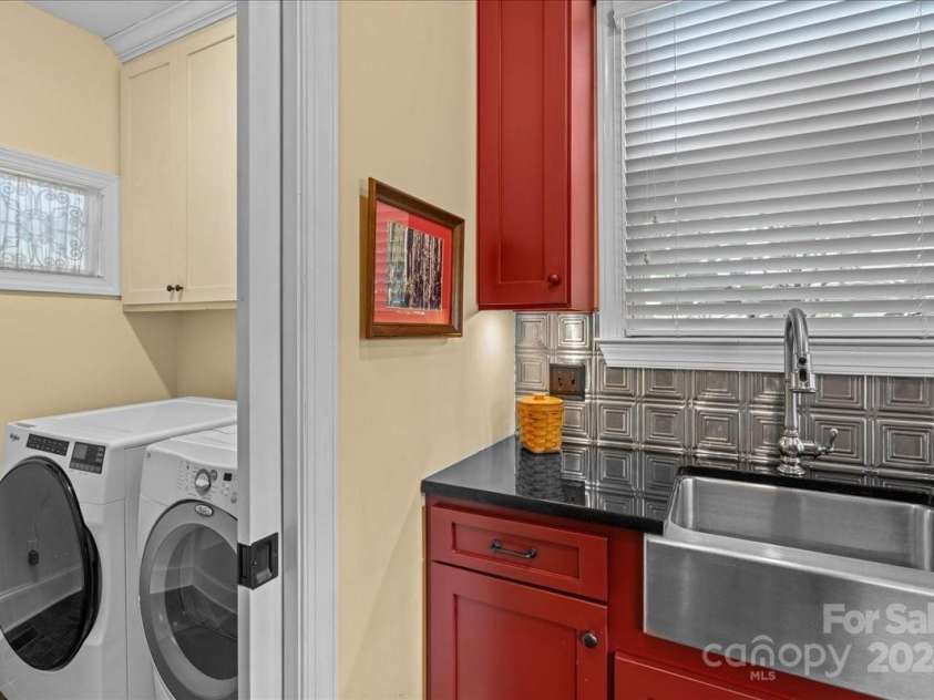 2884 Lake Road, Ridgeway, SC 29130.  MLS# CAR4121250, YatesRealty ID 5835. Laundry