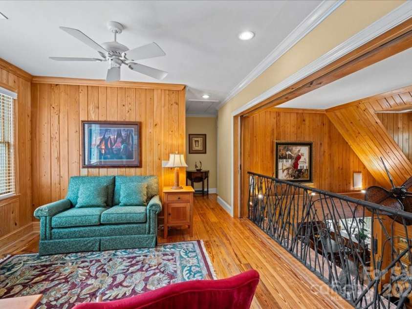 2884 Lake Road, Ridgeway, SC 29130.  MLS# CAR4121250, YatesRealty ID 5835. Sitting Area