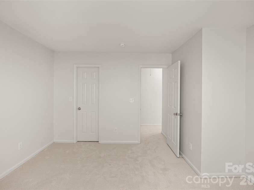 12416 Woodside Falls Road, Pineville, NC 28134.  MLS# CAR4435801, YatesRealty ID 58351. 