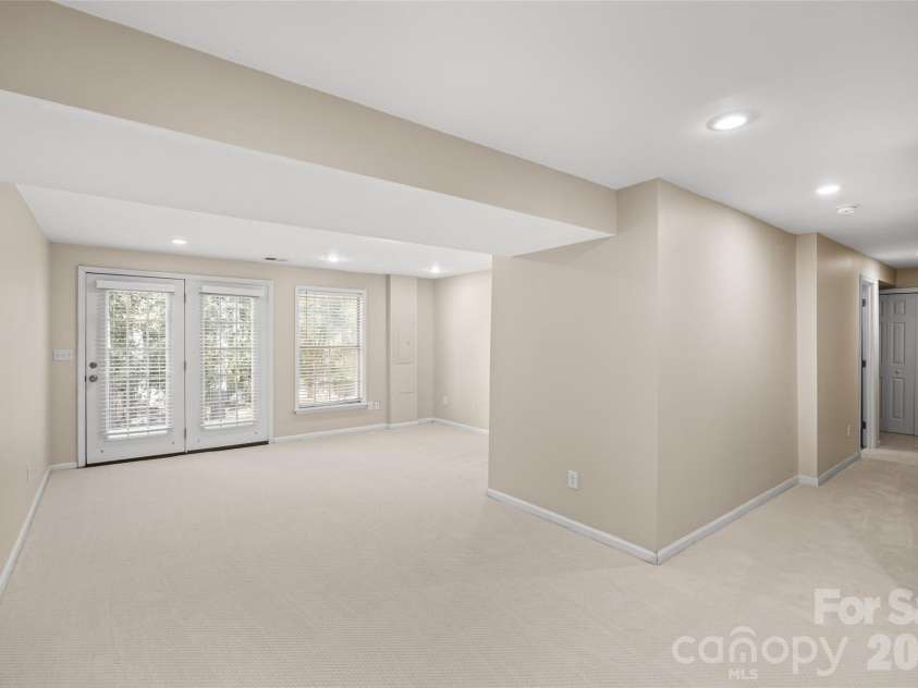 12416 Woodside Falls Road, Pineville, NC 28134.  MLS# CAR4435801, YatesRealty ID 58351. 
