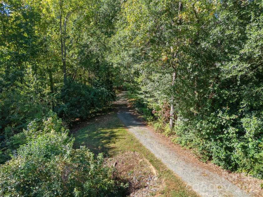 12416 Woodside Falls Road, Pineville, NC 28134.  MLS# CAR4435801, YatesRealty ID 58351. 