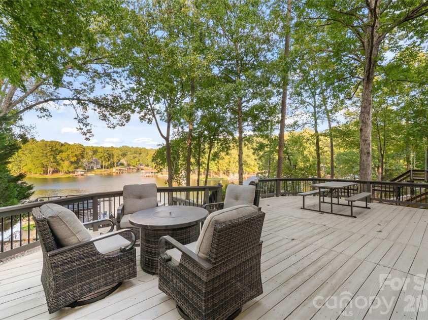 544 Deerfield Road, Mount Gilead, NC 27306.  MLS# CAR4437107, YatesRealty ID 58361. 