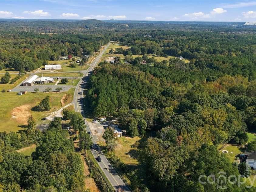 3247 Charlotte Highway, York, SC 29745.  MLS# CAR4427471, YatesRealty ID 58364. 