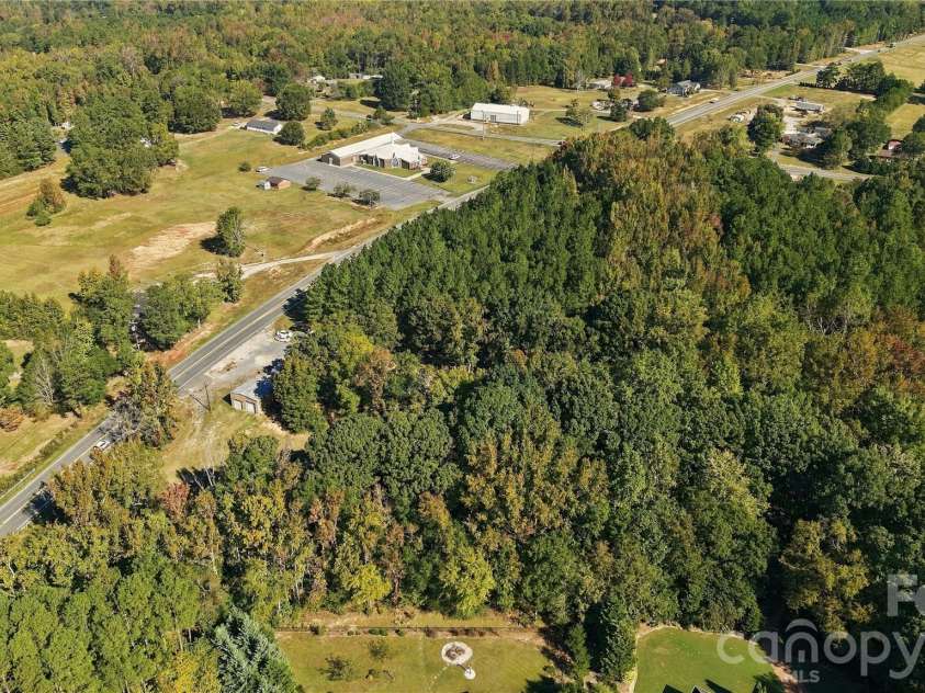 3247 Charlotte Highway, York, SC 29745.  MLS# CAR4427471, YatesRealty ID 58364. 