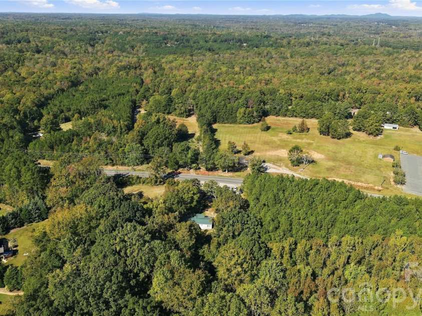 3247 Charlotte Highway, York, SC 29745.  MLS# CAR4427471, YatesRealty ID 58364. 