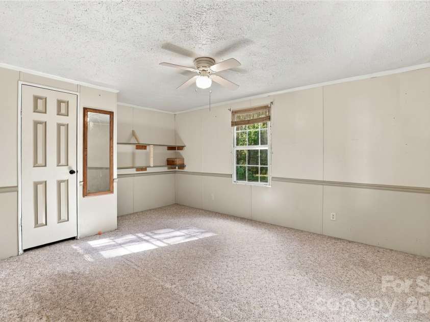 3247 Charlotte Highway, York, SC 29745.  MLS# CAR4427471, YatesRealty ID 58364. 