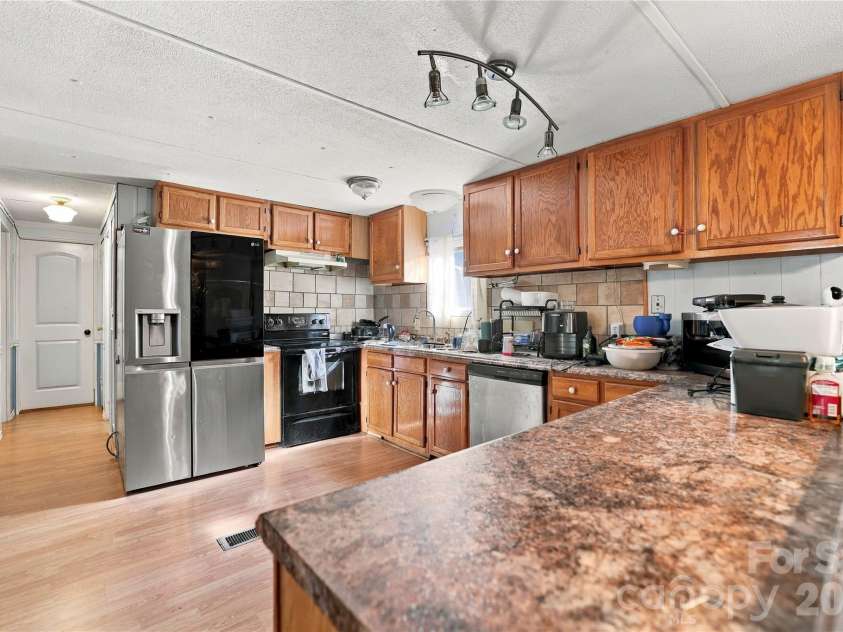 3247 Charlotte Highway, York, SC 29745.  MLS# CAR4427471, YatesRealty ID 58364. 