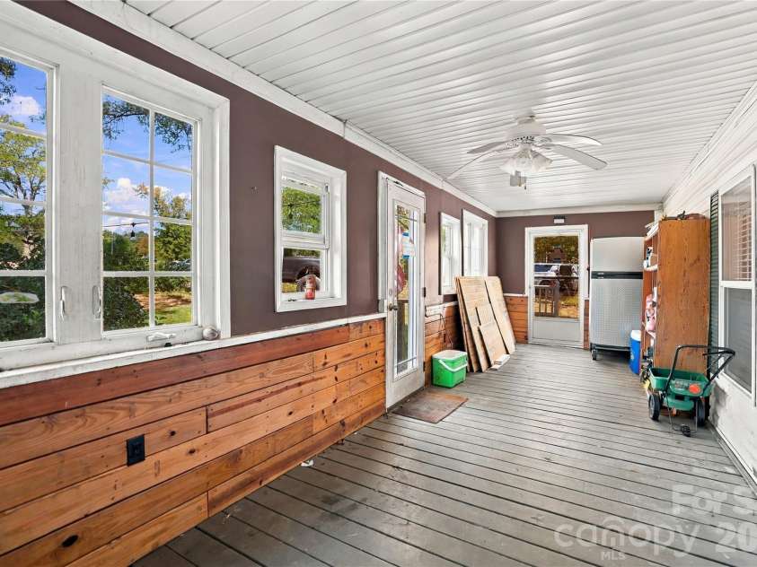 3247 Charlotte Highway, York, SC 29745.  MLS# CAR4427471, YatesRealty ID 58364. 