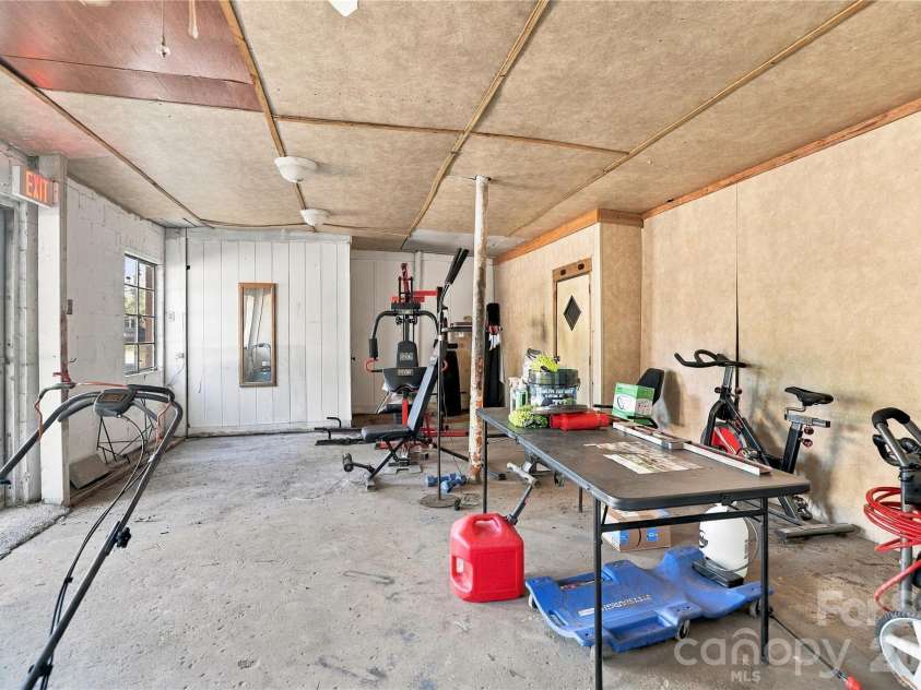 3247 Charlotte Highway, York, SC 29745.  MLS# CAR4427471, YatesRealty ID 58364. 