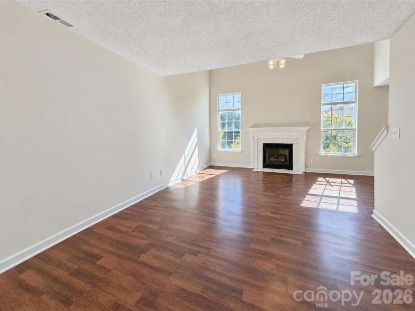 3512 Braden Drive, Charlotte, NC 28216.  MLS# CAR4437523, YatesRealty ID 58368. 