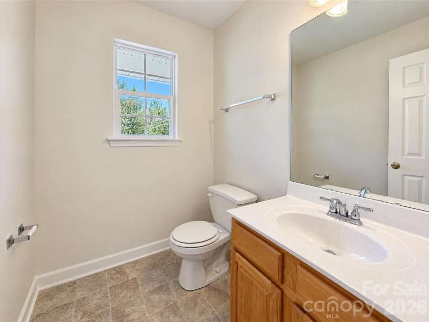 3512 Braden Drive, Charlotte, NC 28216.  MLS# CAR4437523, YatesRealty ID 58368. 