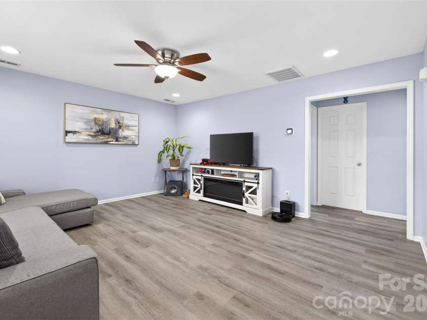 1007 Wind Carved Lane, Monroe, NC 28110.  MLS# CAR4349726, YatesRealty ID 5837. Living Room