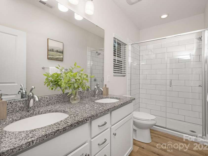 3708 Small Avenue, Charlotte, NC 28269.  MLS# CAR4242297, YatesRealty ID 5837. 