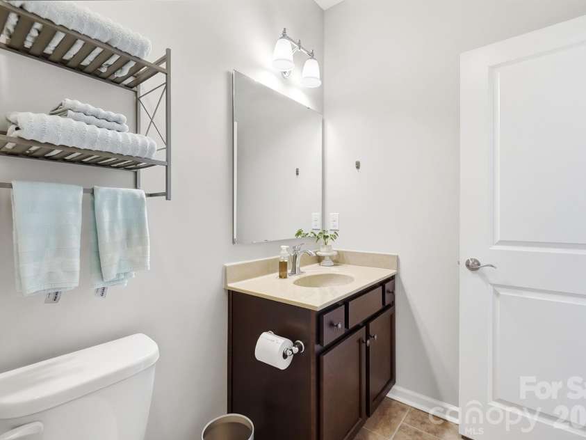 4509 Bent Green Lane, Monroe, NC 28112.  MLS# CAR4436416, YatesRealty ID 58375. 