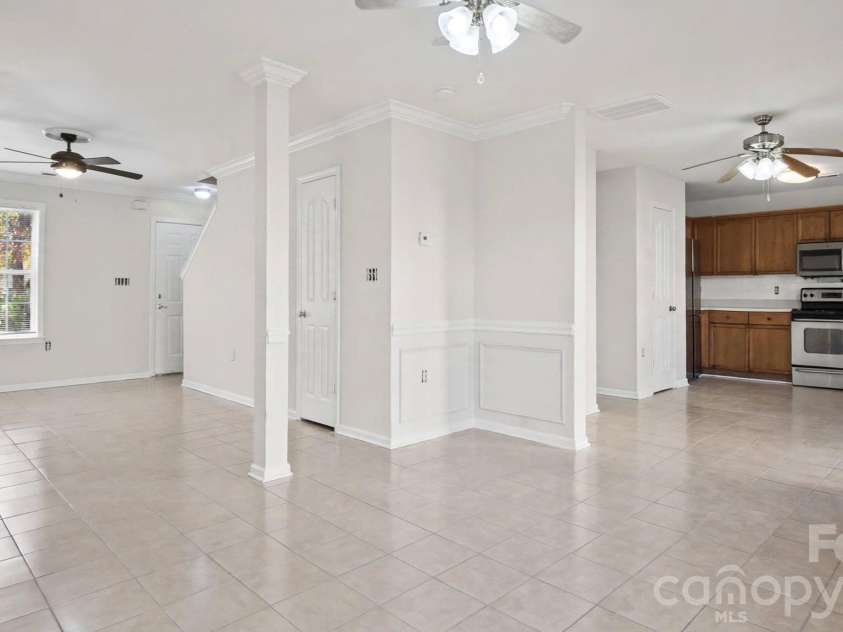 5019 Patricia Ann Lane, Charlotte, NC 28269.  MLS# CAR4437187, YatesRealty ID 58379. 
