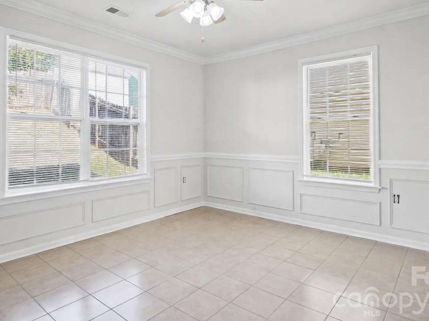5019 Patricia Ann Lane, Charlotte, NC 28269.  MLS# CAR4437187, YatesRealty ID 58379. 