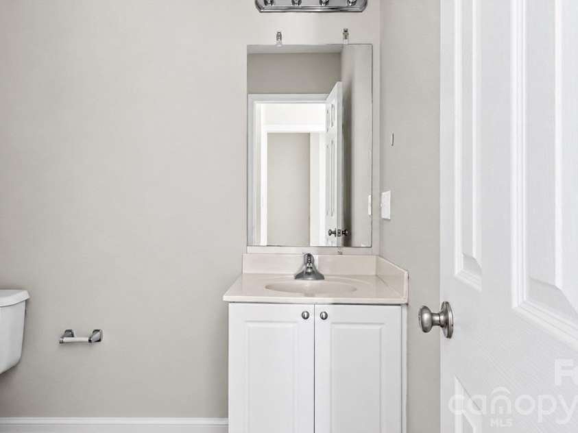 5019 Patricia Ann Lane, Charlotte, NC 28269.  MLS# CAR4437187, YatesRealty ID 58379. 