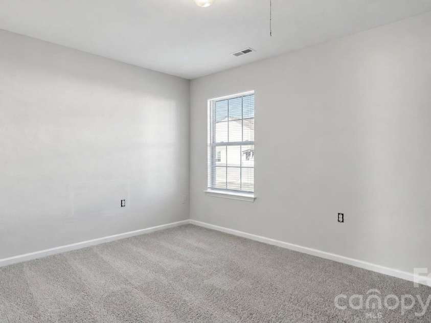 5019 Patricia Ann Lane, Charlotte, NC 28269.  MLS# CAR4437187, YatesRealty ID 58379. 