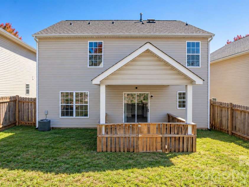 5019 Patricia Ann Lane, Charlotte, NC 28269.  MLS# CAR4437187, YatesRealty ID 58379. 