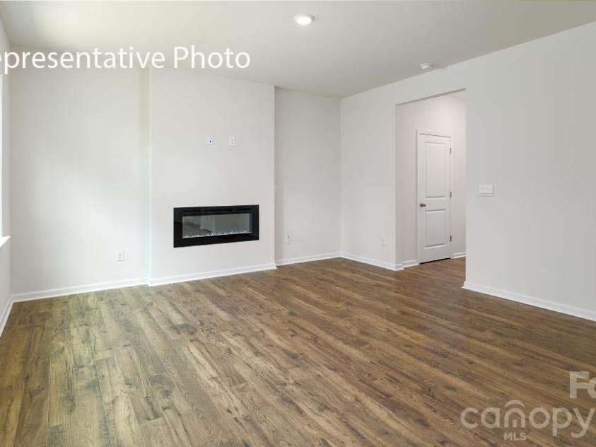 2840 Frances View Lane, Lincolnton, NC 28092.  MLS# CAR4437488, YatesRealty ID 58388. 