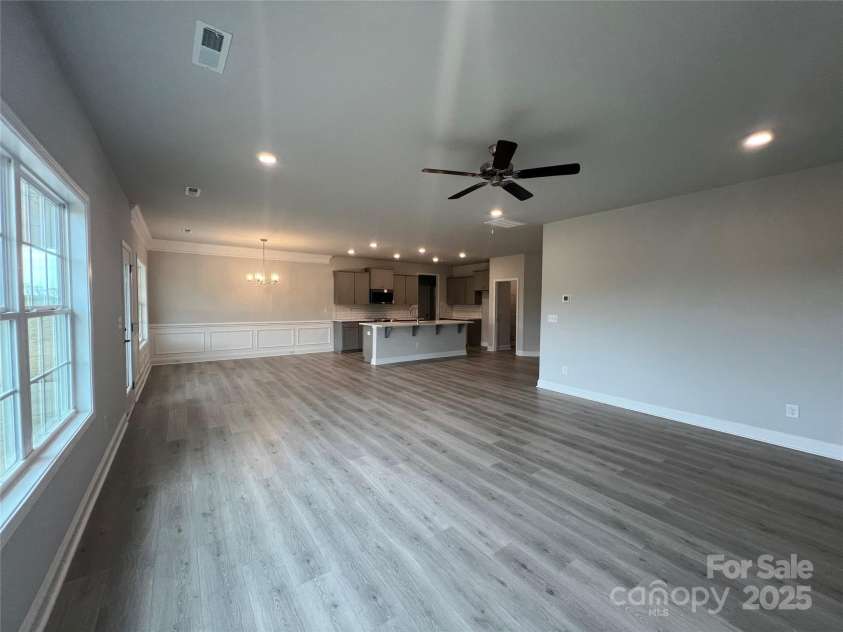 160 Swann Road, Statesville, NC 28625.  MLS# CAR4220643, YatesRealty ID 5839. 