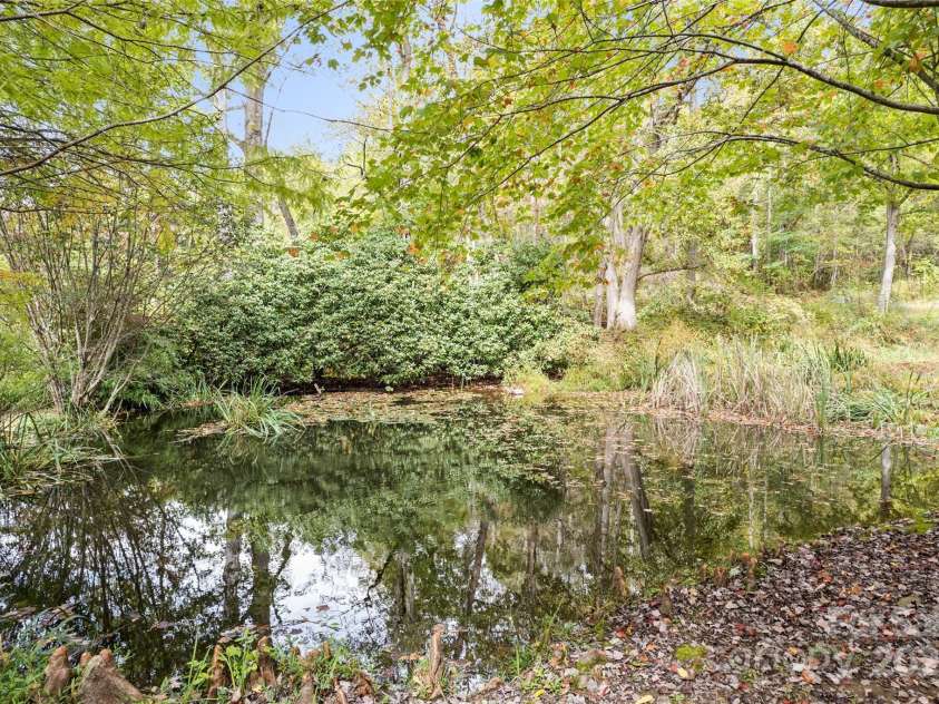 940 Haynes Cove, Clyde, NC 28721.  MLS# CAR4315182, YatesRealty ID 5839. 
