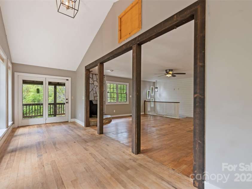 940 Haynes Cove, Clyde, NC 28721.  MLS# CAR4315182, YatesRealty ID 5839. 