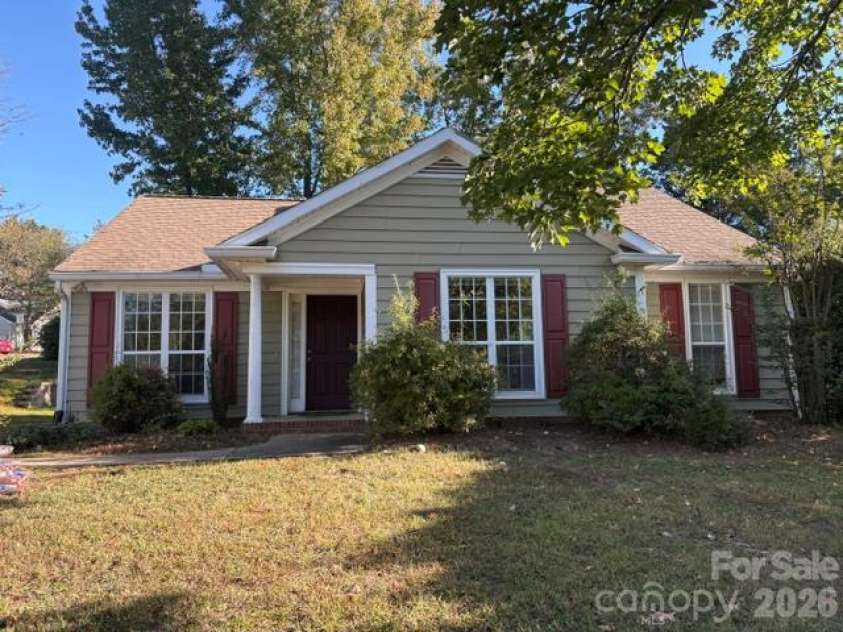3335 English Court, Concord, NC 28027.  MLS# CAR4437504, YatesRealty ID 58394. 