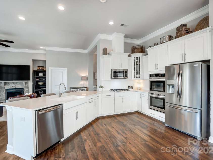 6276 Artigas Drive, Fort Mill, SC 29707.  MLS# CAR4238279, YatesRealty ID 5840. 