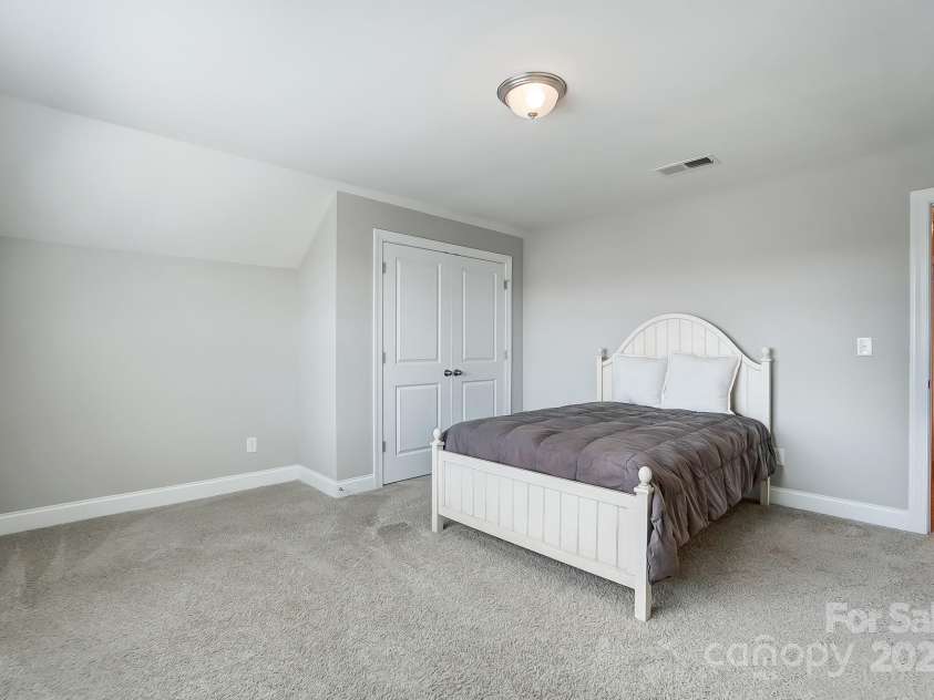 6276 Artigas Drive, Fort Mill, SC 29707.  MLS# CAR4238279, YatesRealty ID 5840. 