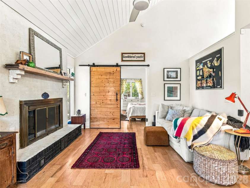 39 White Pine Drive, Fletcher, NC 28732.  MLS# CAR4437258, YatesRealty ID 58400. 