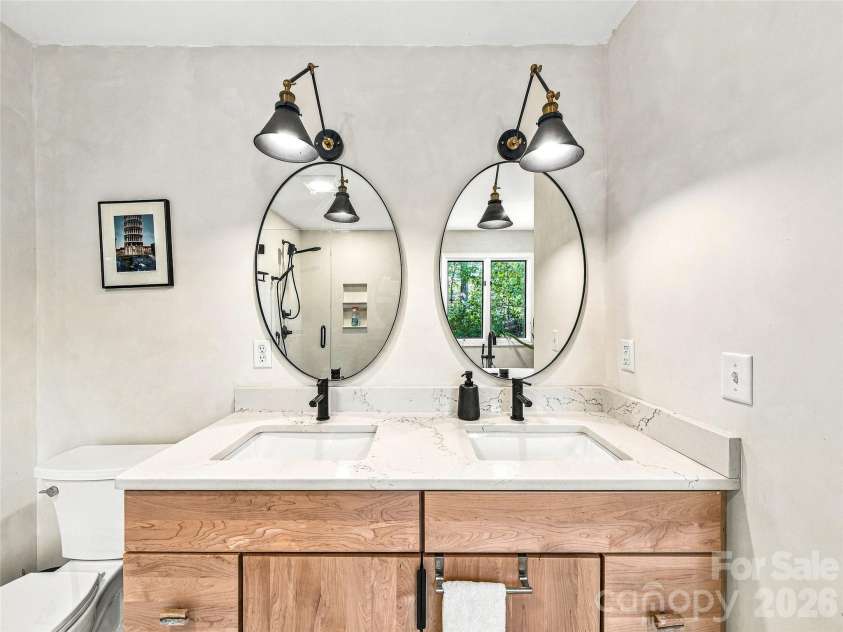39 White Pine Drive, Fletcher, NC 28732.  MLS# CAR4437258, YatesRealty ID 58400. 