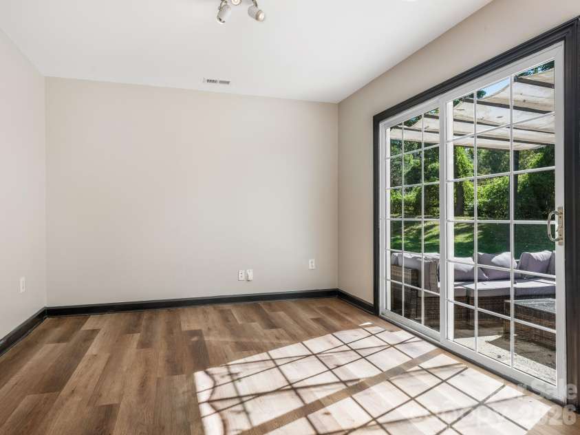 1100 Dark Wood Court, Matthews, NC 28105.  MLS# CAR4436676, YatesRealty ID 58403. Dining Room