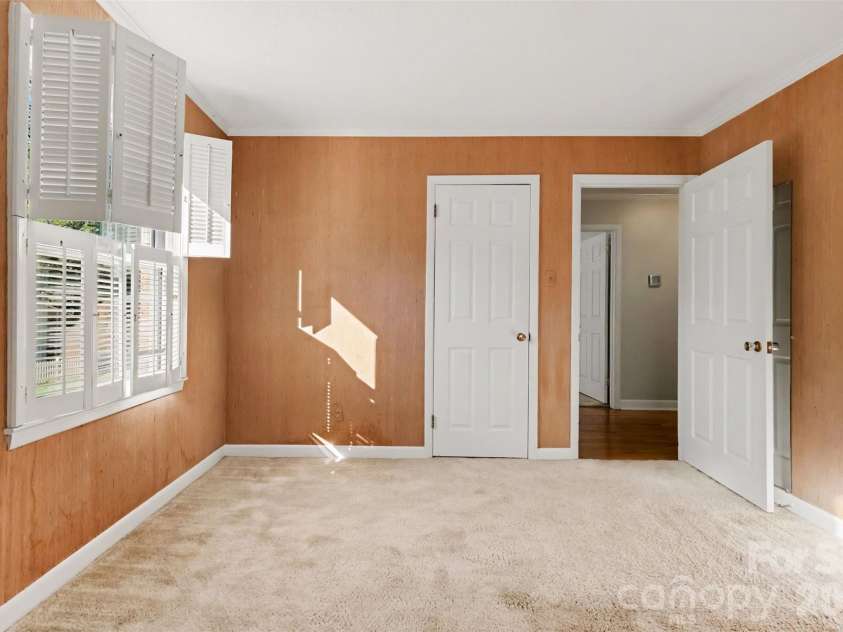 225 Edgewood Drive, Statesville, NC 28625.  MLS# CAR4436443, YatesRealty ID 58407. Bedroom 2