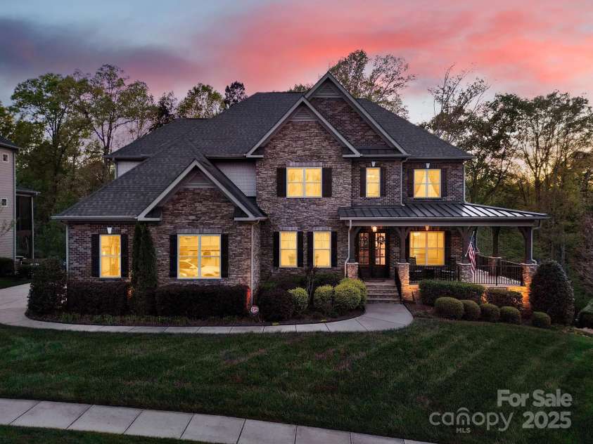 141 Forsythia Lane, Tega Cay, SC 29708.  MLS# CAR4243630, YatesRealty ID 5841. 