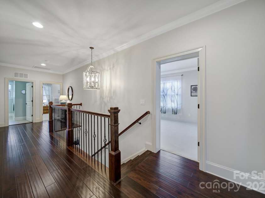 141 Forsythia Lane, Tega Cay, SC 29708.  MLS# CAR4243630, YatesRealty ID 5841. Upper Level Hallway